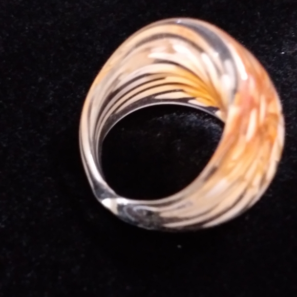 Artisian Glass Ring - Picture 3 of 5
